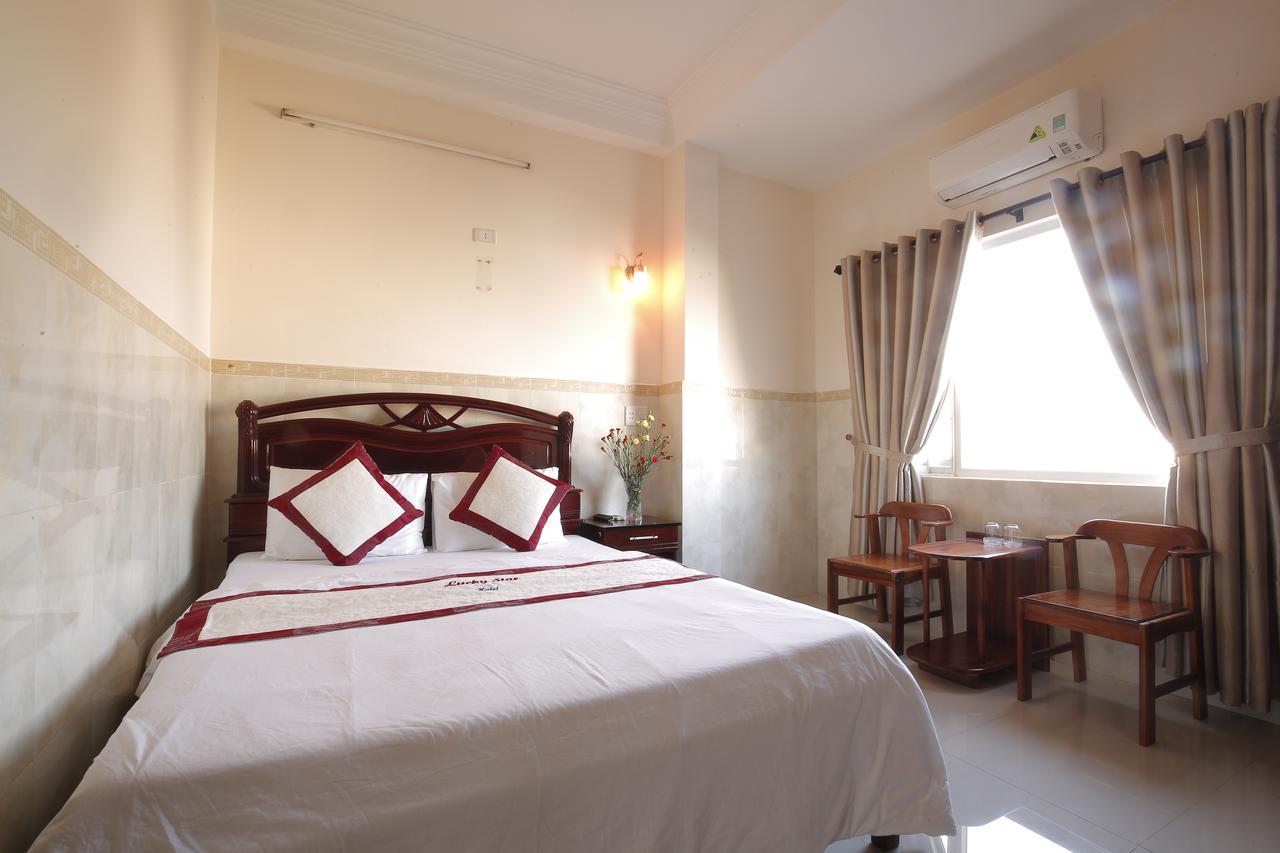 Lucky Star Hotel Da Nang Exterior foto
