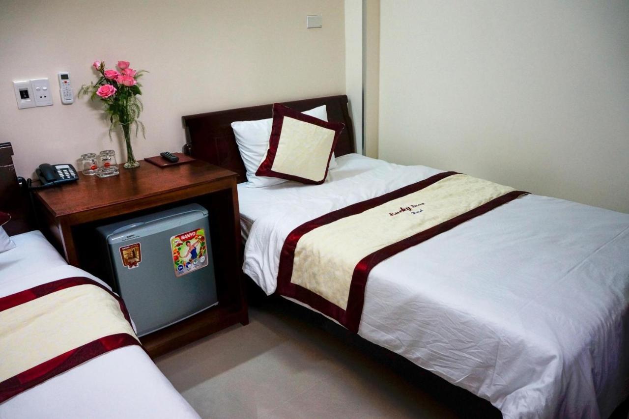 Lucky Star Hotel Da Nang Exterior foto