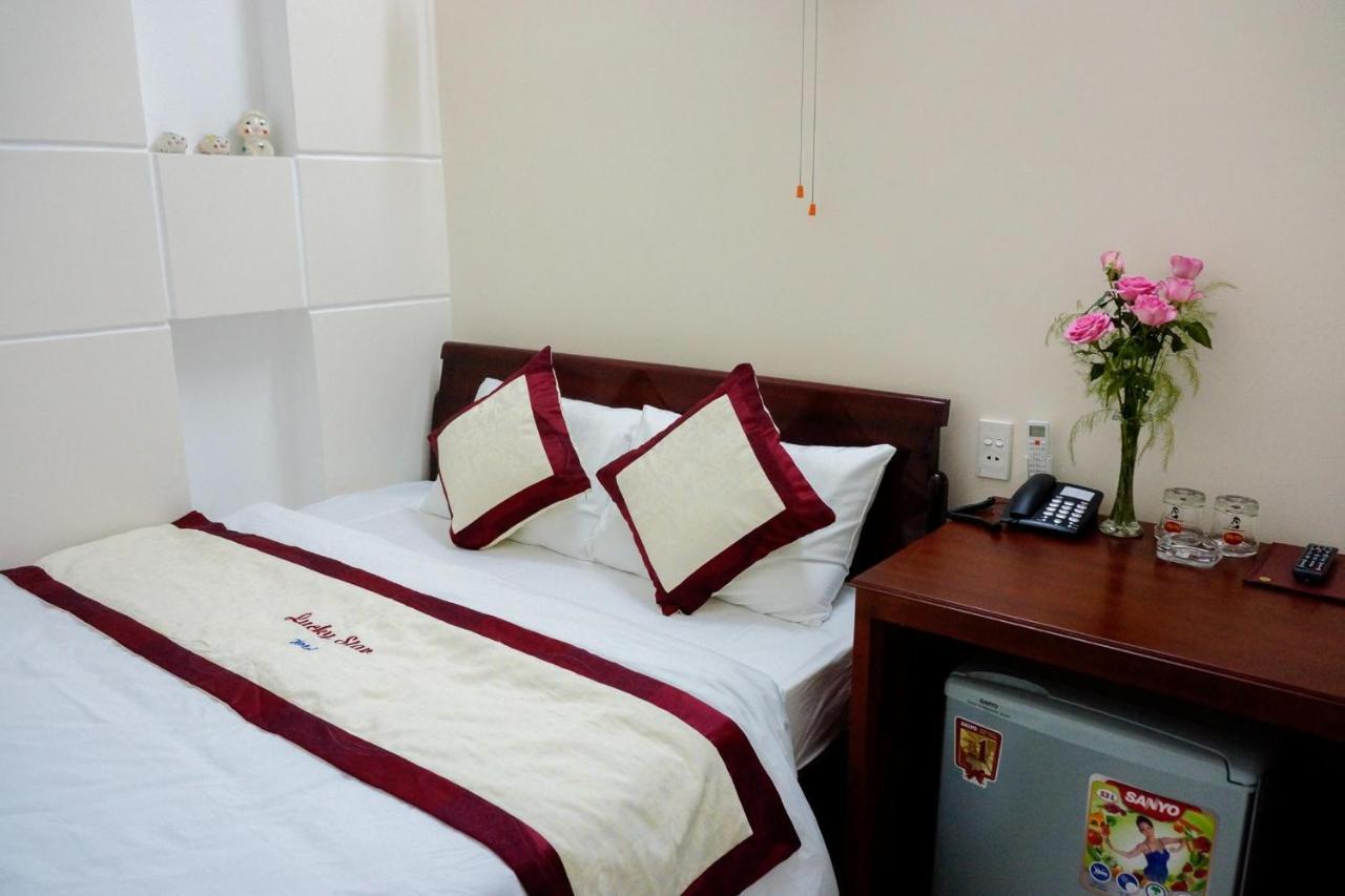 Lucky Star Hotel Da Nang Exterior foto
